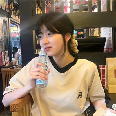 穿成养子假少开局我只想跑路